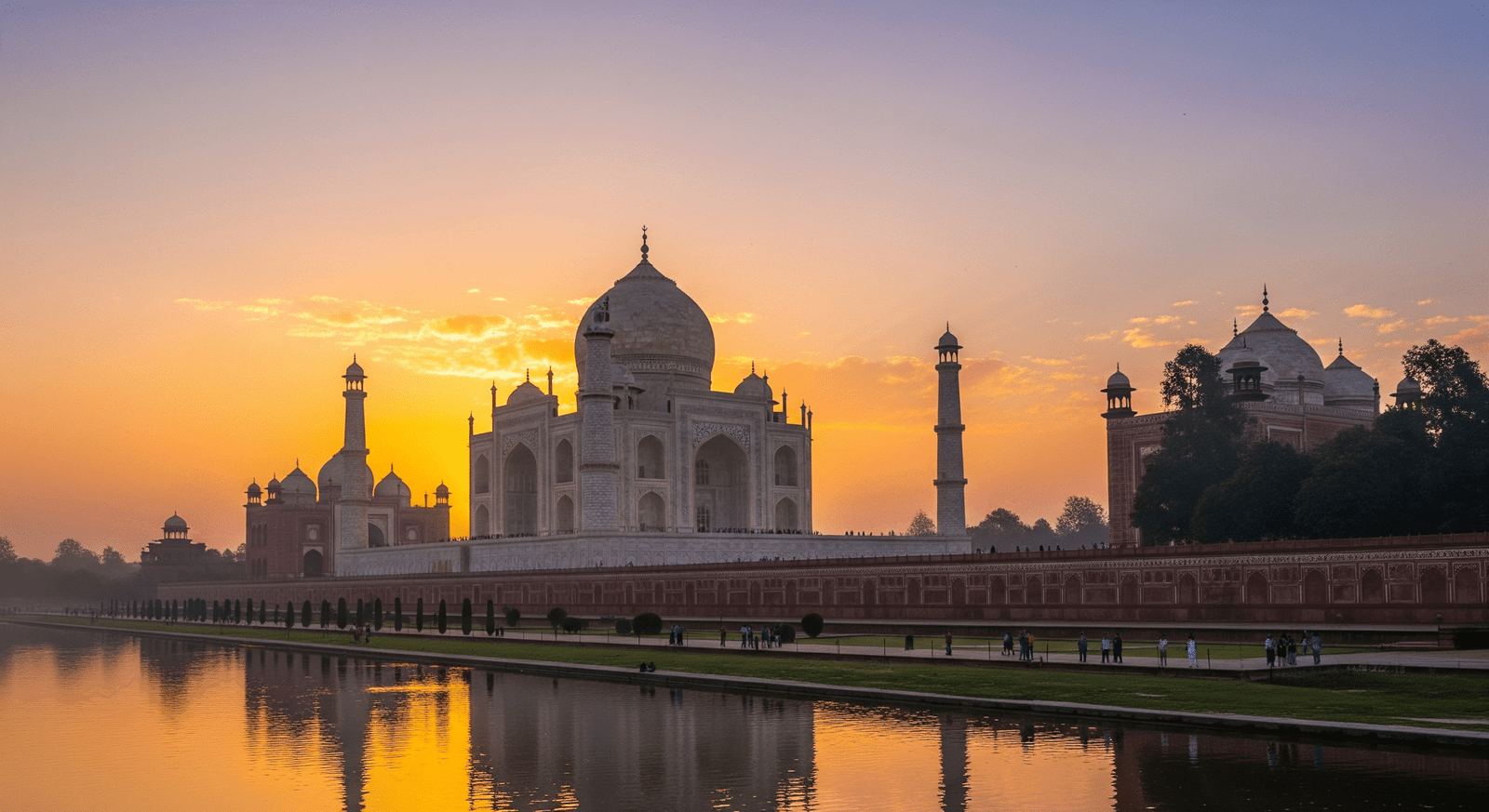 Discover the magic of India with Taj Mahal Cabs on a Delhi to Taj Mahal Tour picture-perfect journey.