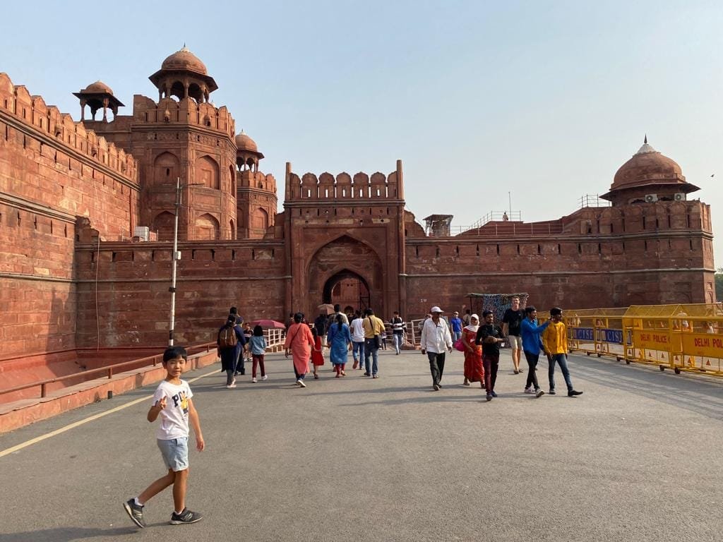 Explore Delhi with Cab for Sightseeing – Best Price Deals Available!