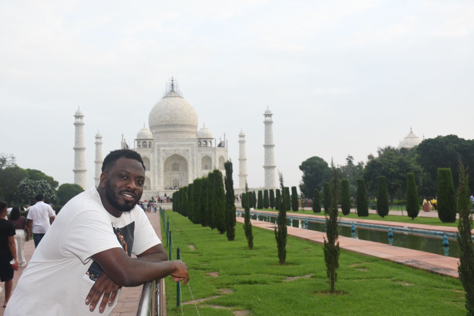 Sunrise at the Taj Mahal Magical Experience picture with American tourist