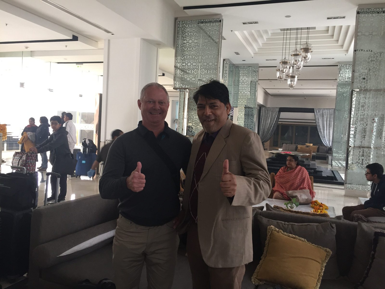 Foreign visitor meeting Alamgir Khan, Taj Mahal tour expert in Agra, after a Delhi to Taj Mahal trip